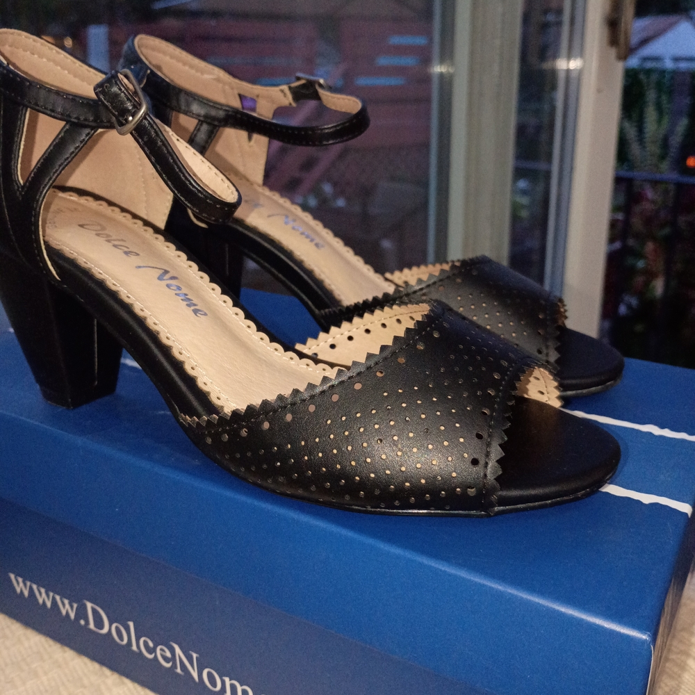 Dolce Nome Matilda Black Sandals Size 6.Small Scratch See Last Picture